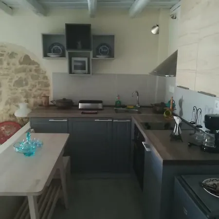 Kritikies Lasea Apartment